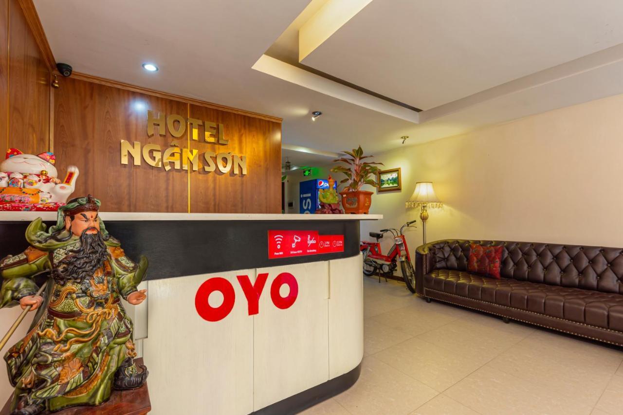 Oyo 1133 Ngan Son Hotel Hanoi Esterno foto